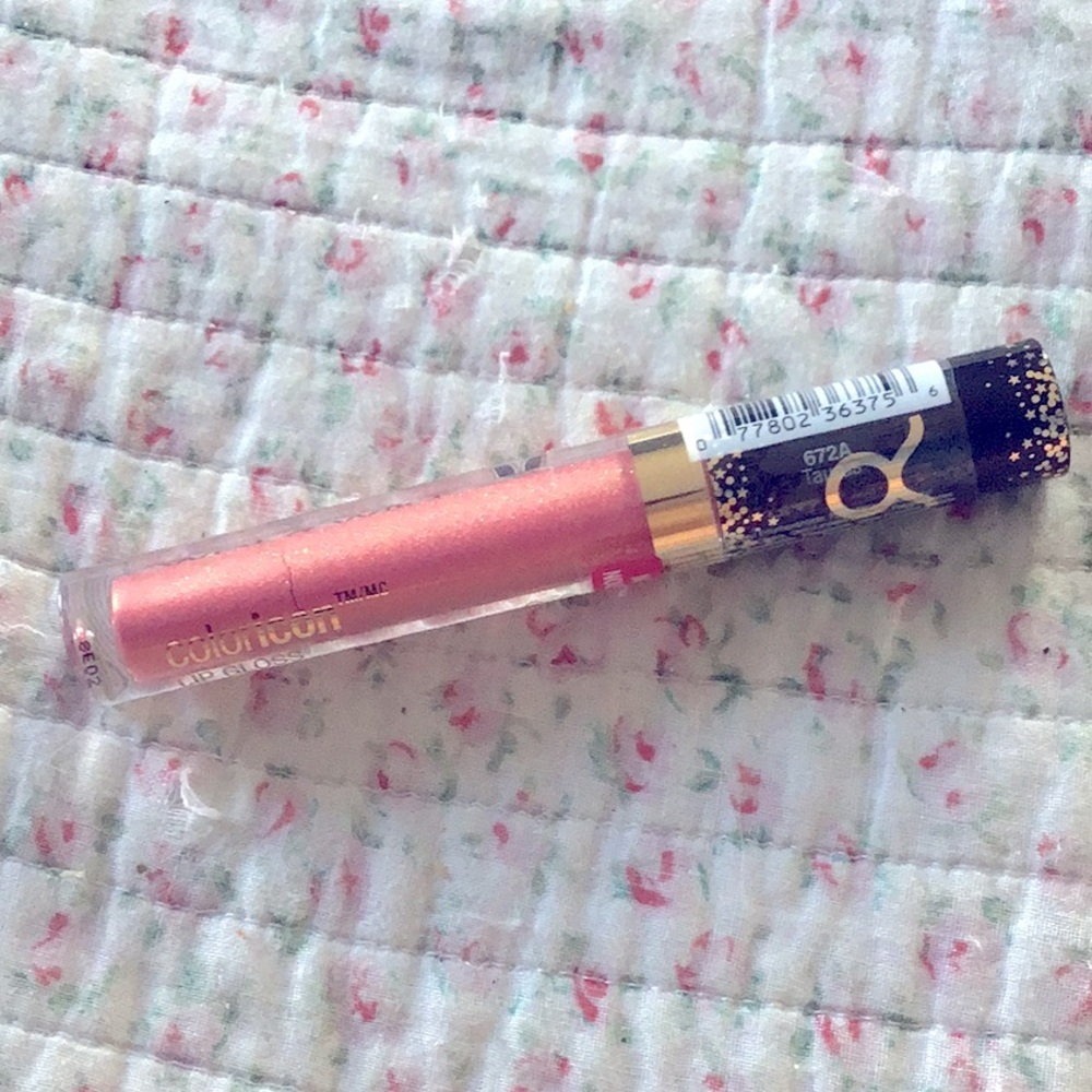 Wet n wild lip gloss Taurus new sealed